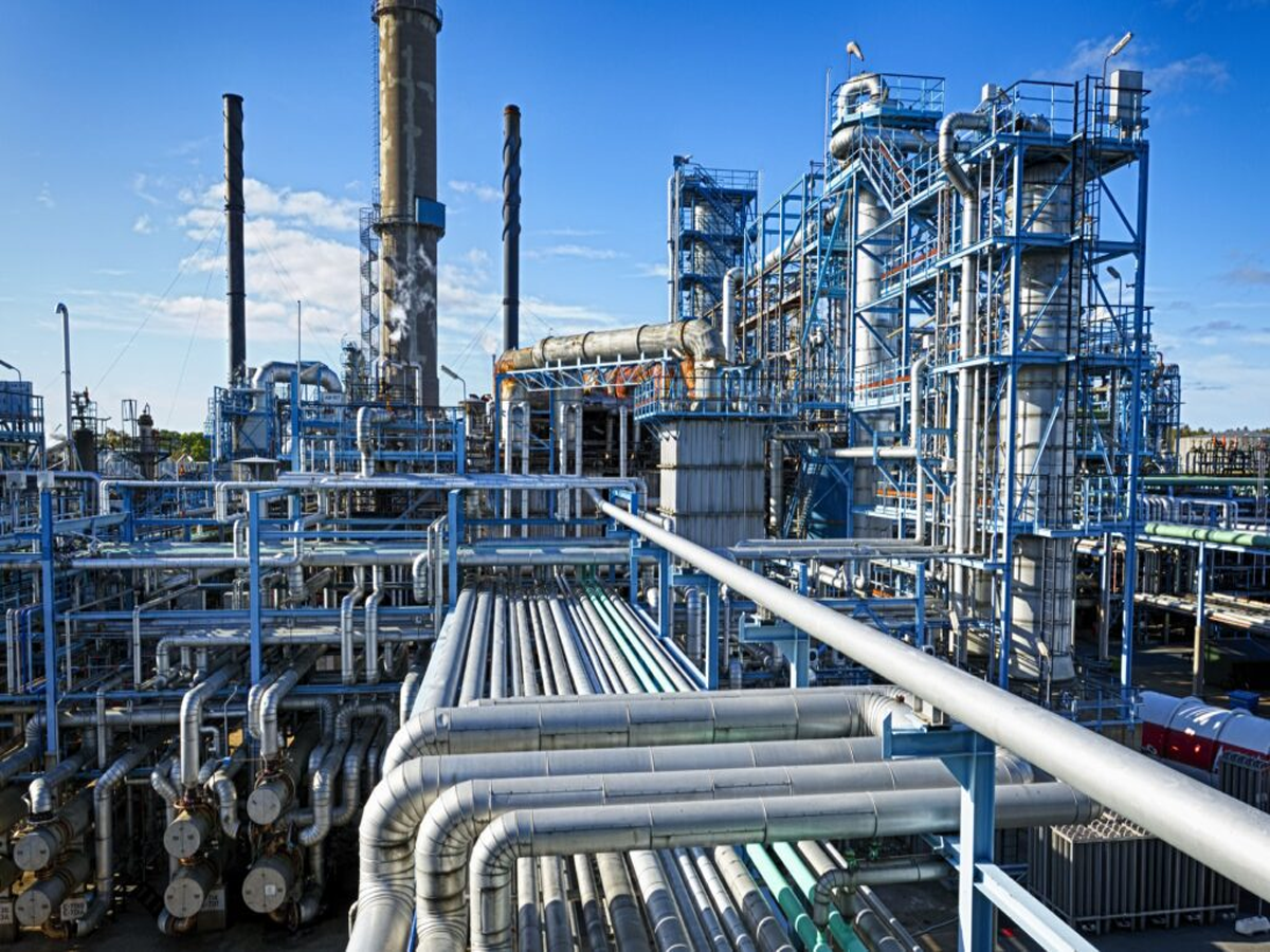 Air separation gas purification