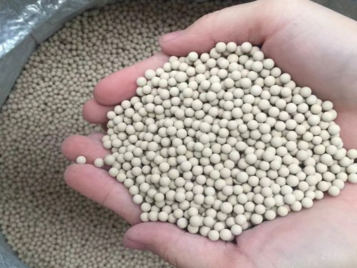 molecular sieve desiccants